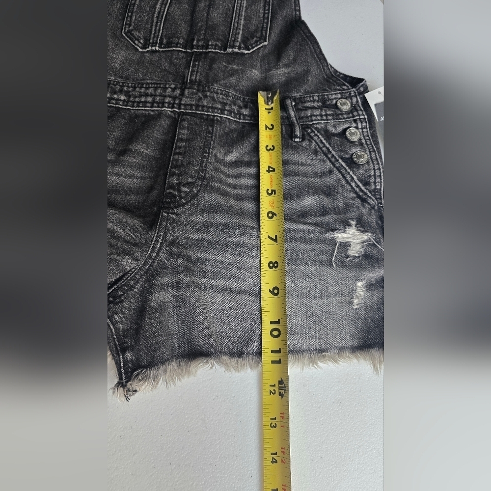 Abercrombie denim overalls/shorts. Black distressed Excellent Condition. Size S - Picture 12 of 13